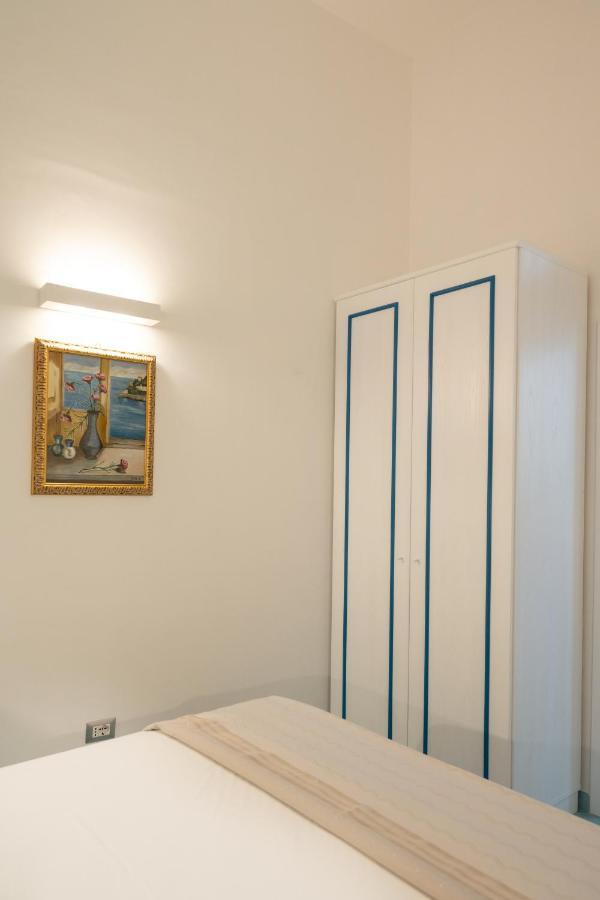 Grecale - Amazing Apartment With Patio And Sea View Майори Екстериор снимка